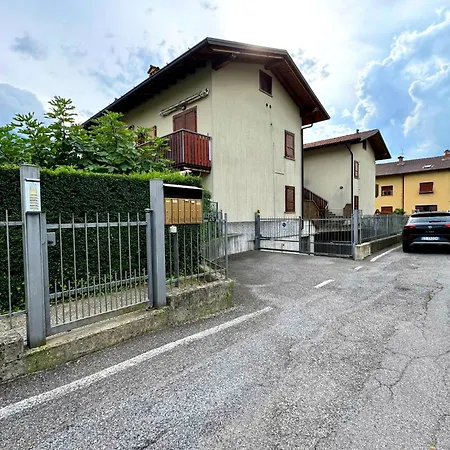 La Casetta Di Lorena 別荘 クルゾーネ